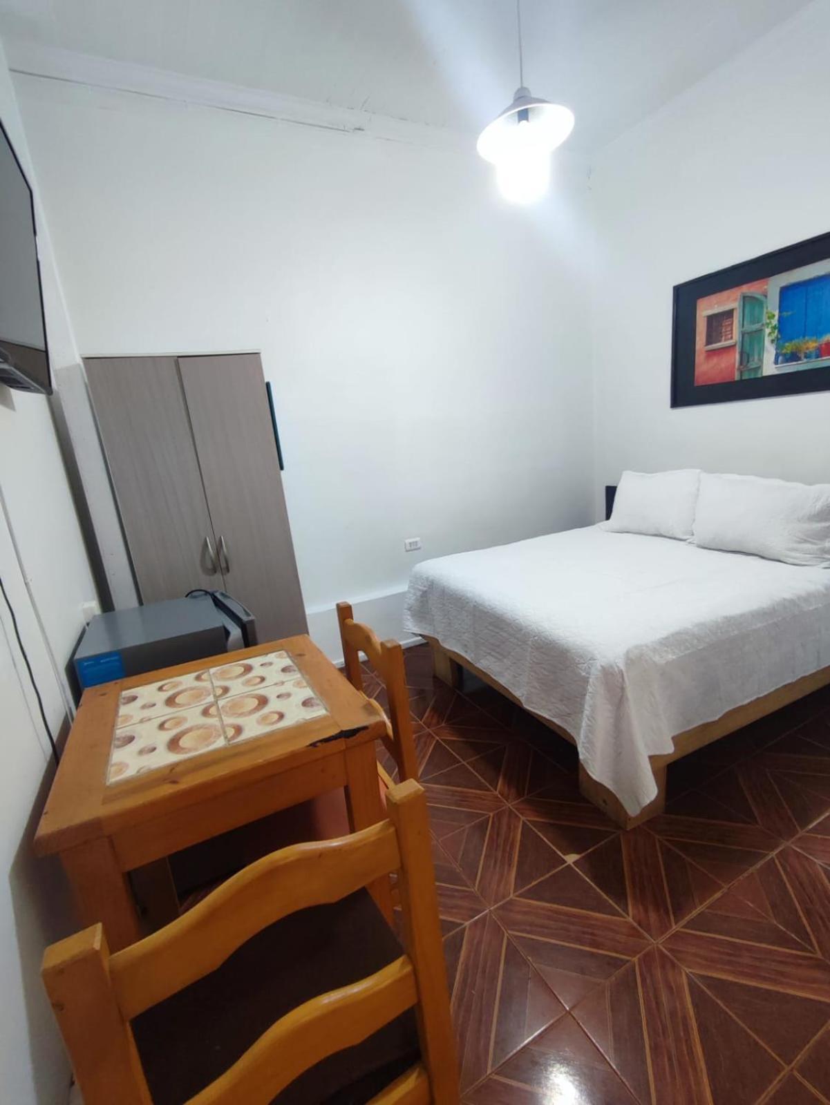 Hostal Vicmar ビニャ・デル・マール エクステリア 写真